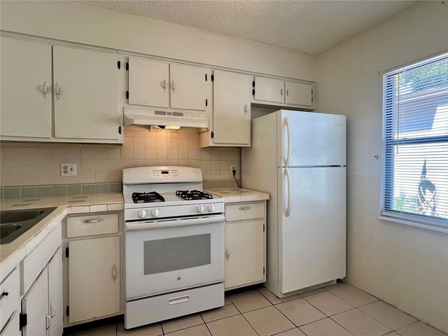 1361 MISSION HILLS BOULEVARD, Clearwater, FL 33759