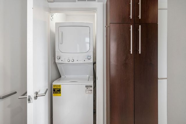 2228 N Hamilton Avenue 3F, Chicago, IL 60647