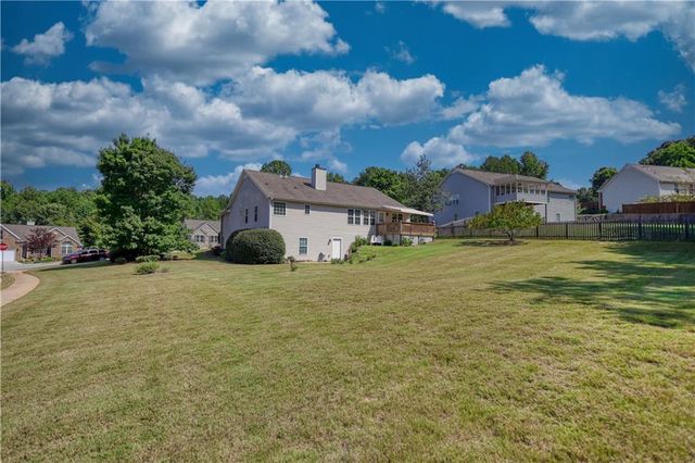 1230 Morgans Run, Monroe, GA 30656