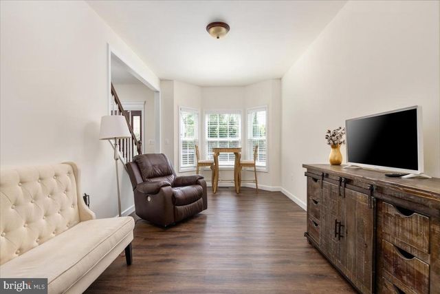 4293 CHARLESTON WAY, Warrenton, VA 20187