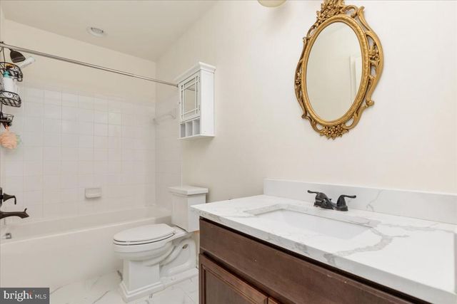 4293 CHARLESTON WAY, Warrenton, VA 20187
