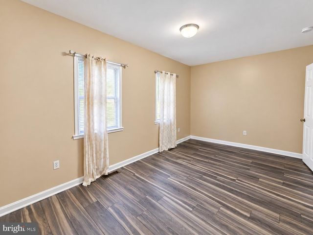 2005 BENNING RD NE, Washington, DC 20002