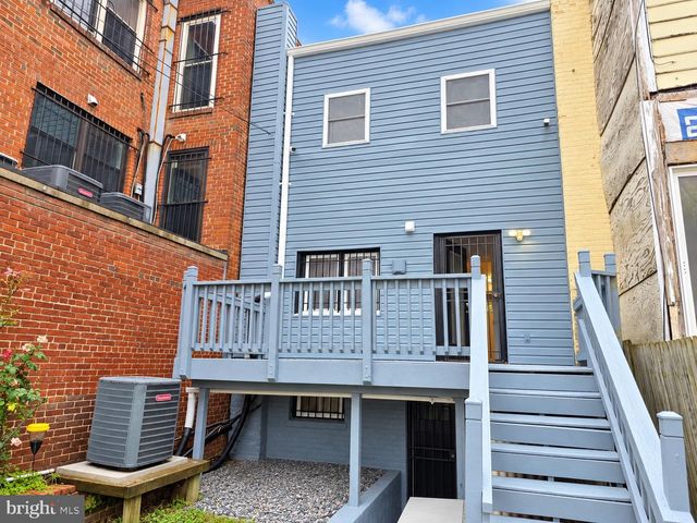 2005 BENNING RD NE, Washington, DC 20002