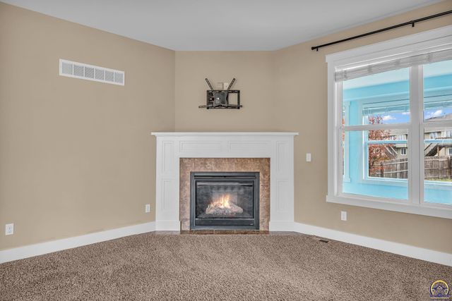 4218 SW Stonybrook DR, Topeka, KS 66610