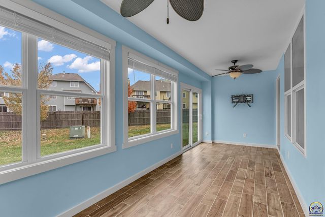 4218 SW Stonybrook DR, Topeka, KS 66610