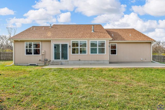 4218 SW Stonybrook DR, Topeka, KS 66610