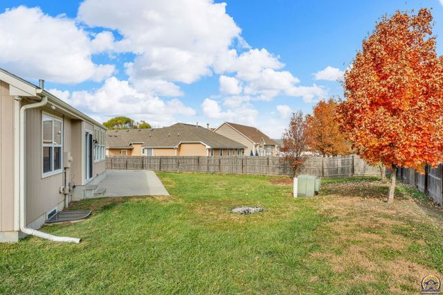 4218 SW Stonybrook DR, Topeka, KS 66610