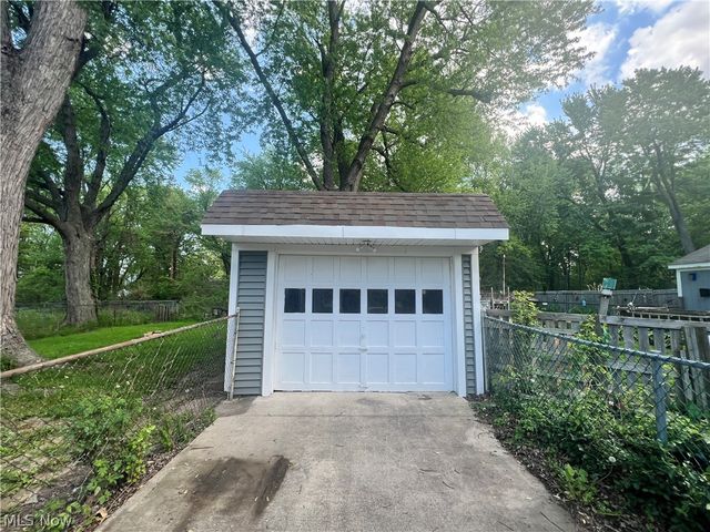 4814 Hope Avenue, Ashtabula, OH 44004