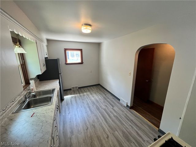 4814 Hope Avenue, Ashtabula, OH 44004