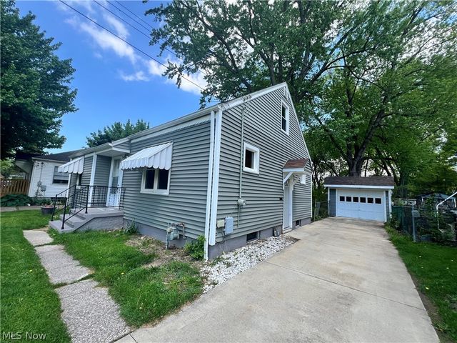 4814 Hope Avenue, Ashtabula, OH 44004