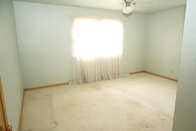 1142 BOND STREET, Green Bay, WI 54303