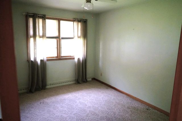 1142 BOND STREET, Green Bay, WI 54303