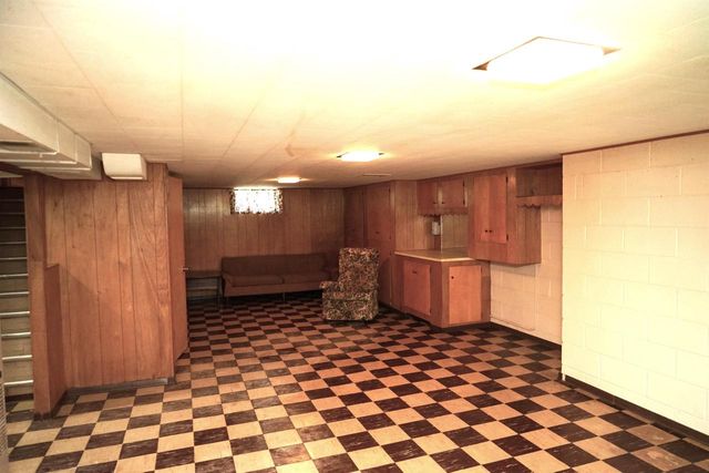 1142 BOND STREET, Green Bay, WI 54303