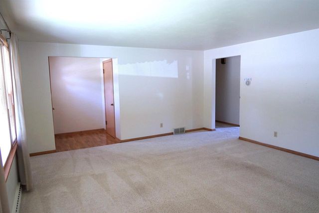 1142 BOND STREET, Green Bay, WI 54303