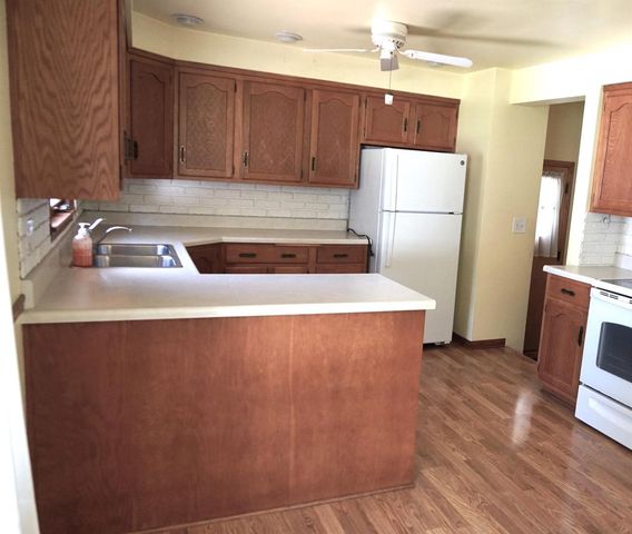 1142 BOND STREET, Green Bay, WI 54303