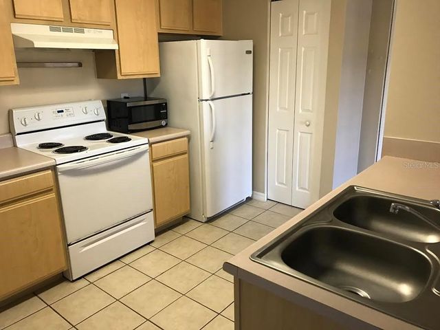 10831 WINDSOR WALK DRIVE 1308, Orlando, FL 32837