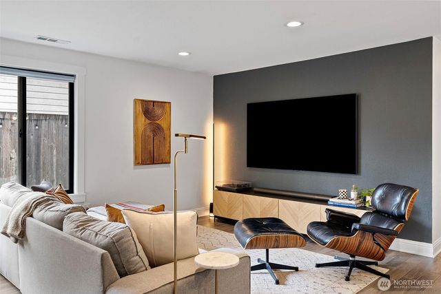 4205 S 350th Street, Auburn, WA 98001