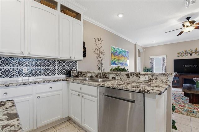 2634 RAVENDALE LANE, Holiday, FL 34691