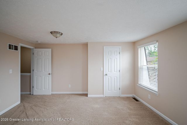 6113 Scotmar Drive, Lansing, MI 48911