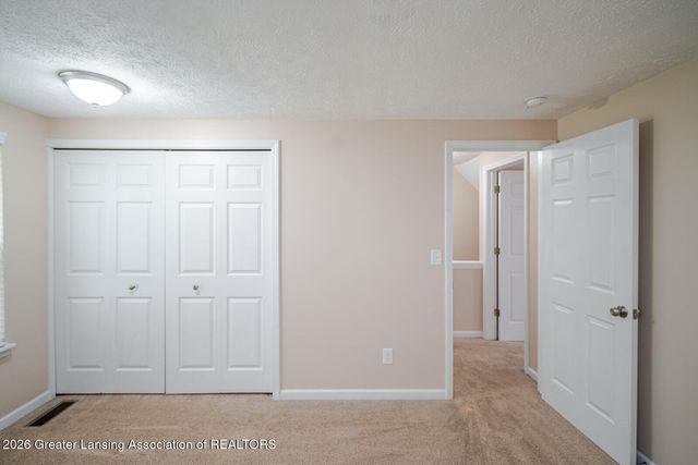 6113 Scotmar Drive, Lansing, MI 48911