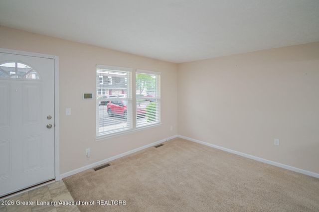 6113 Scotmar Drive, Lansing, MI 48911