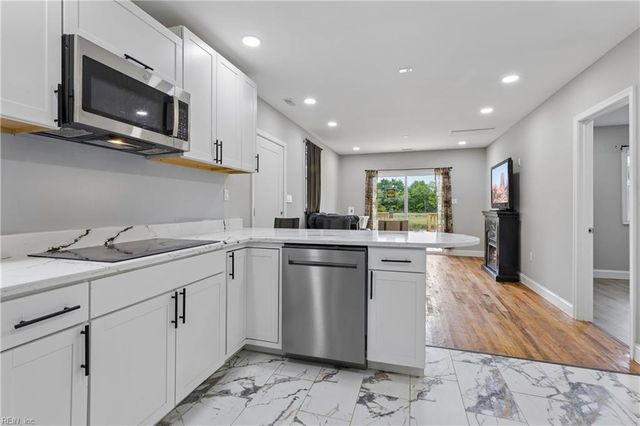 1428 24th ST, Newport News, VA 23607