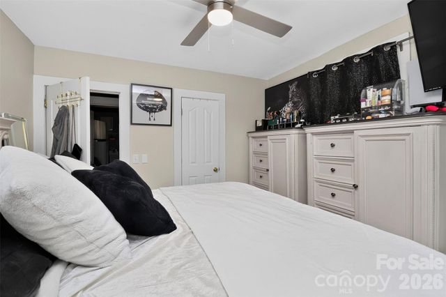 1336 Parkview Circle, Salisbury, NC 28144