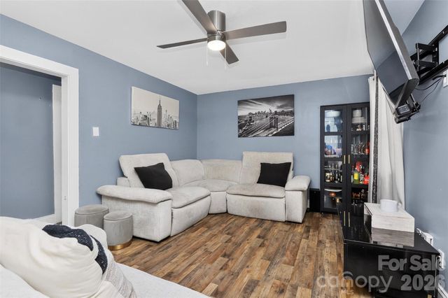 1336 Parkview Circle, Salisbury, NC 28144