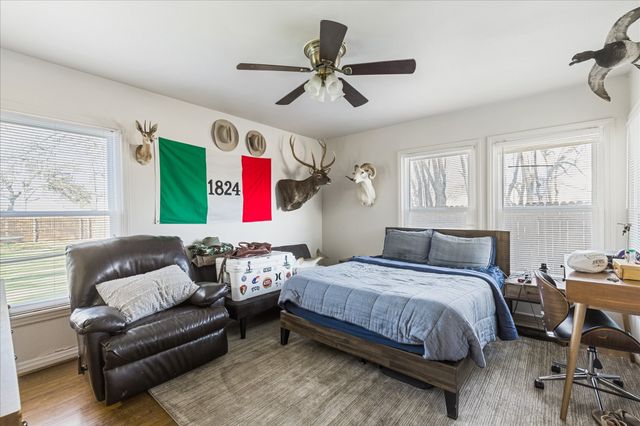 3504 Corto Avenue, Fort Worth, TX 76109