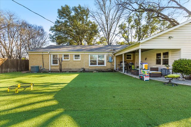 3504 Corto Avenue, Fort Worth, TX 76109