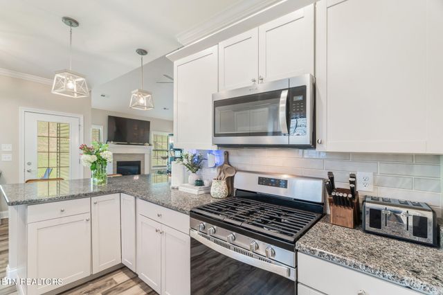 3036 Sycamore Creek Rd, Knoxville, TN 37931
