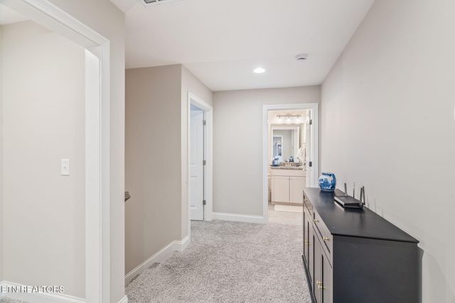 3036 Sycamore Creek Rd, Knoxville, TN 37931