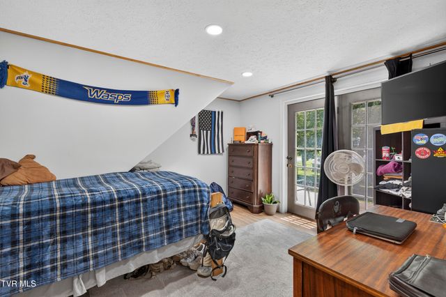 1140 Hillview Drive, Abingdon, VA 24210