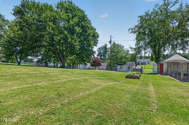 1140 Hillview Drive, Abingdon, VA 24210