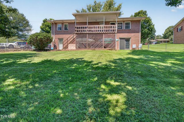 1140 Hillview Drive, Abingdon, VA 24210