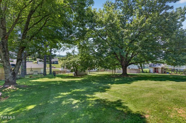 1140 Hillview Drive, Abingdon, VA 24210