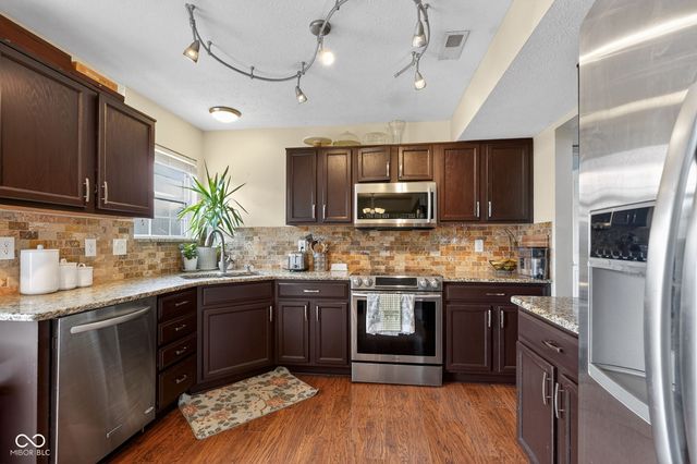 11454 Seabiscuit Drive, Noblesville, IN 46060