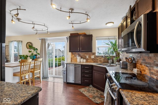 11454 Seabiscuit Drive, Noblesville, IN 46060