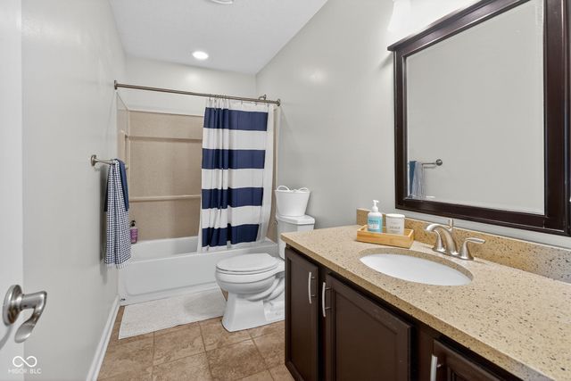 11454 Seabiscuit Drive, Noblesville, IN 46060