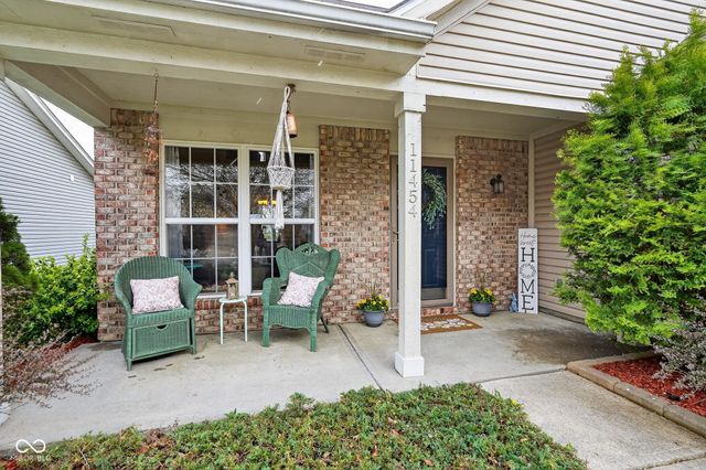 11454 Seabiscuit Drive, Noblesville, IN 46060