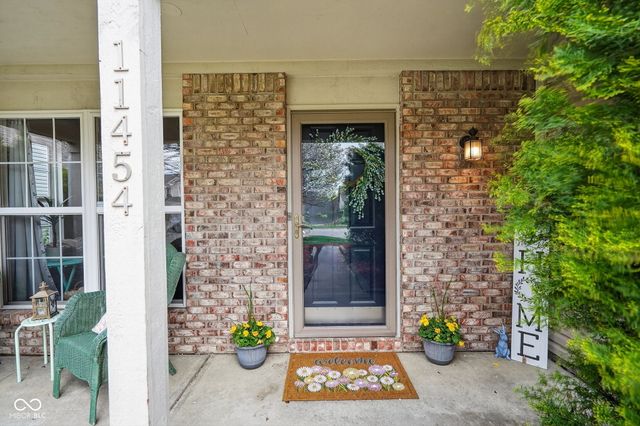 11454 Seabiscuit Drive, Noblesville, IN 46060