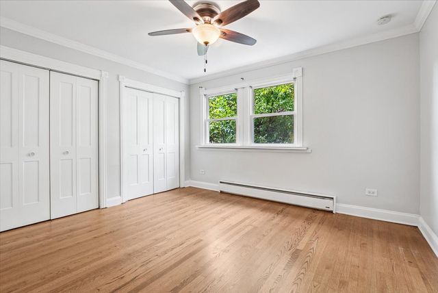 3720 East Avenue 1, Berwyn, IL 60402