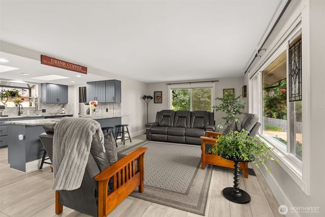 1011 Spring Lane, Centralia, WA 98531