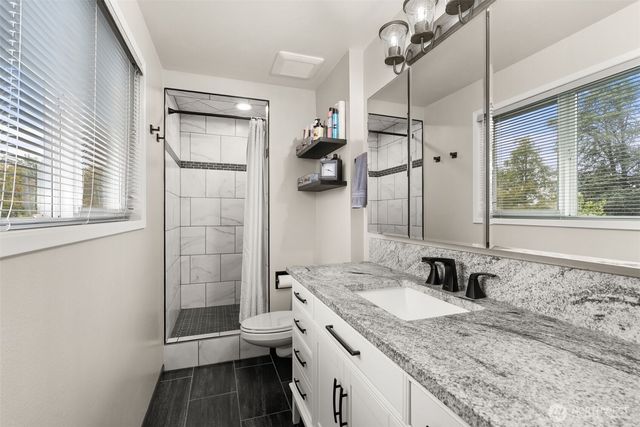 1011 Spring Lane, Centralia, WA 98531