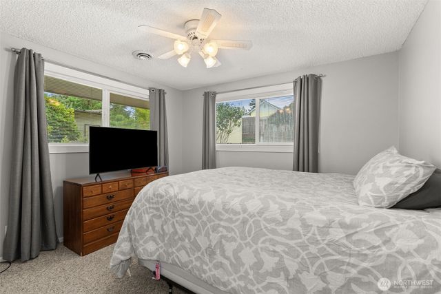 1011 Spring Lane, Centralia, WA 98531