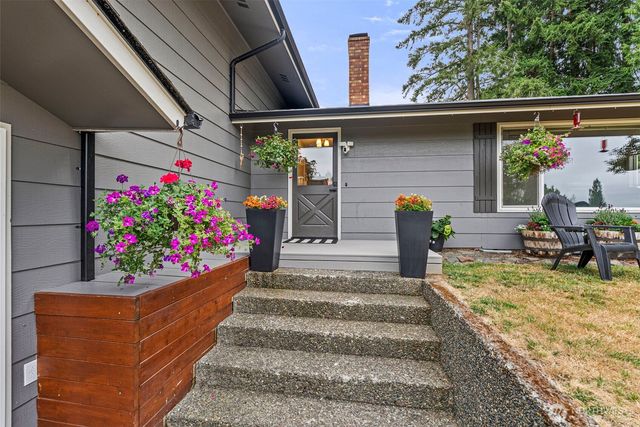 1011 Spring Lane, Centralia, WA 98531
