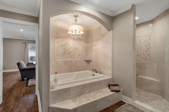 7003 Deerwood Drive, Richmond, TX 77406