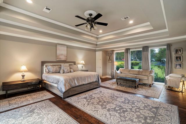 7003 Deerwood Drive, Richmond, TX 77406