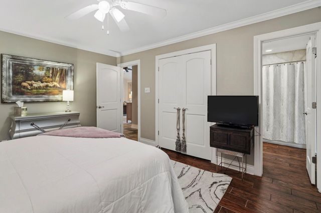 7003 Deerwood Drive, Richmond, TX 77406