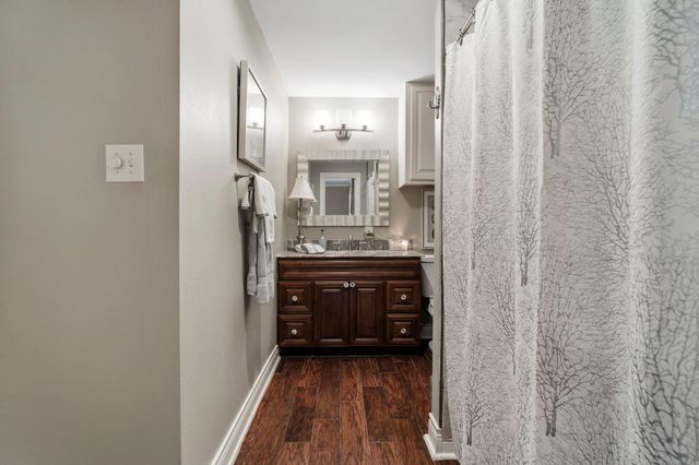 7003 Deerwood Drive, Richmond, TX 77406